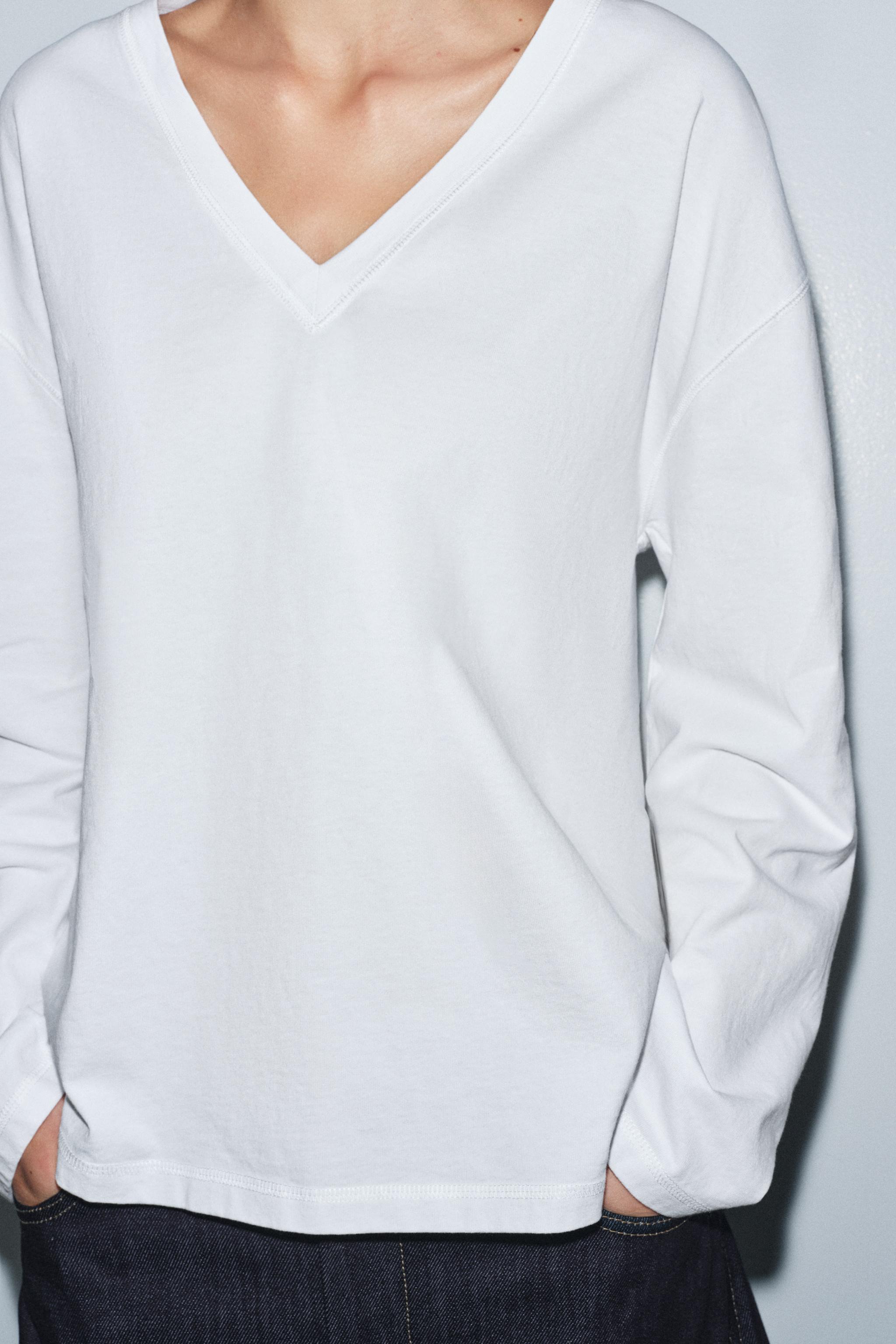 T-SHIRT RUSTIQUE COL EN V