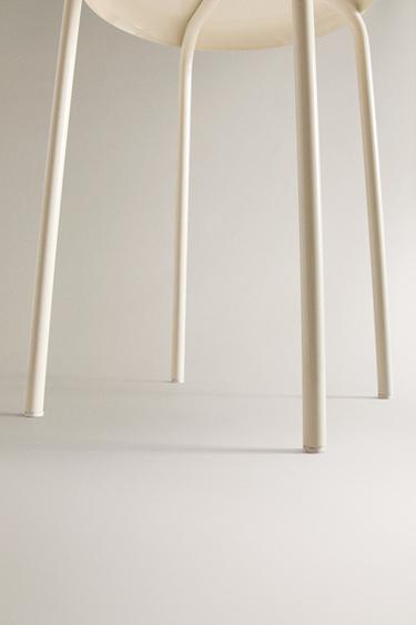 TABOURET MÉTAL LAQUÉ - Écru de Zara - Image 3