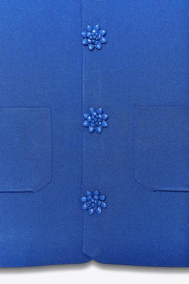 GILET EN MAILLE BOUTONS FANTAISIE - Bleu roi de Zara - Image 6