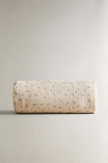 CHILDREN'S TULIP BATH TOWEL - Light pink by Zara - Image 1
