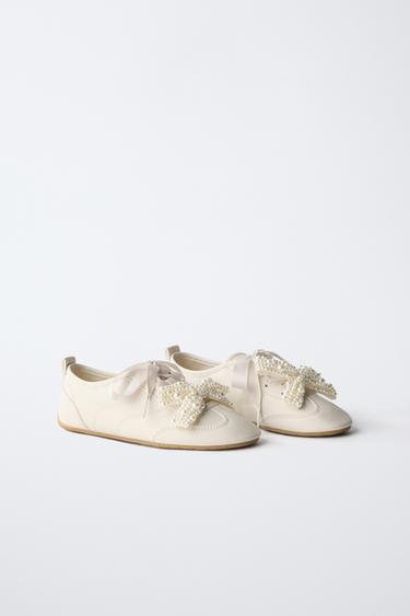 Zara ATHLETIC SHOES WITH BOWS - Off White