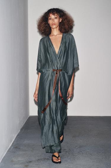 VESTIT AMB LLI I LLAÇADA DE CONTRAST - Verd / blau de Zara - Imatge 0