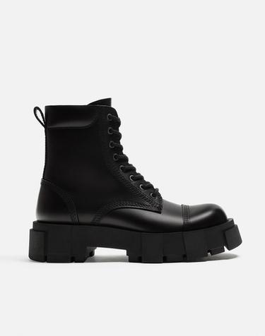BOTA CORDONES PISO TRACK - Negro de Zara