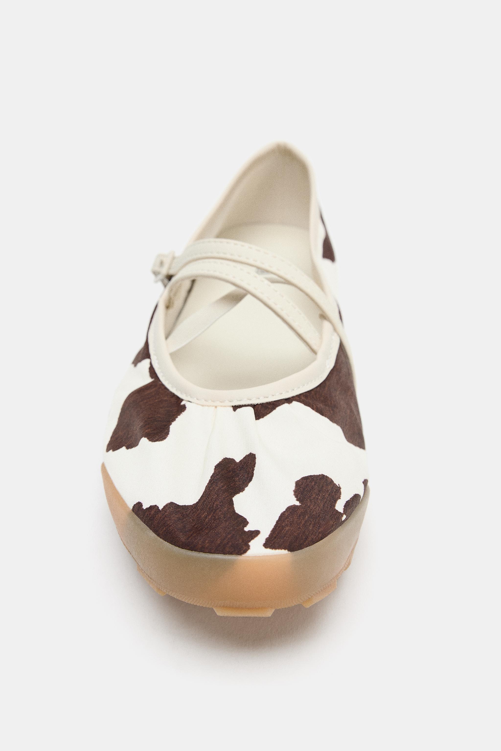 BALLERINES SPORT IMPRIMÉ ANIMALIER AVEC BRIDES