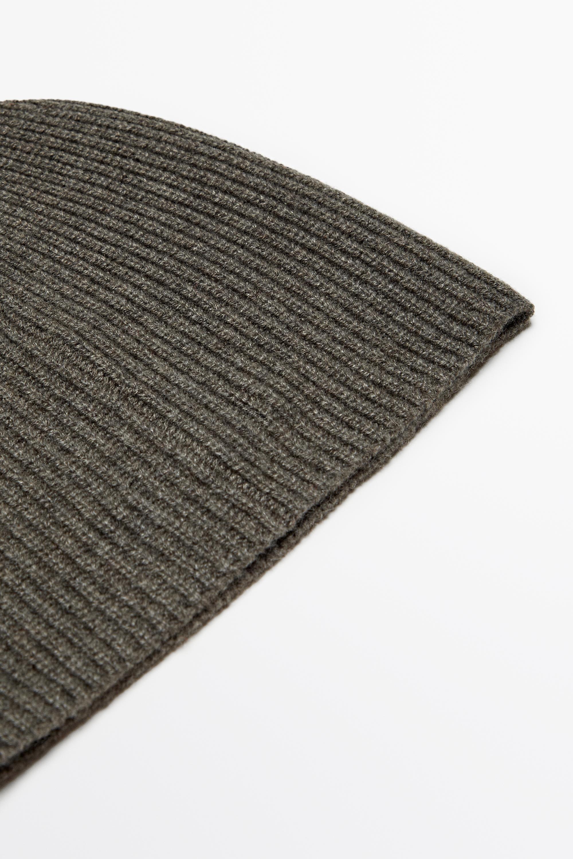 100% cashmere knit beanie