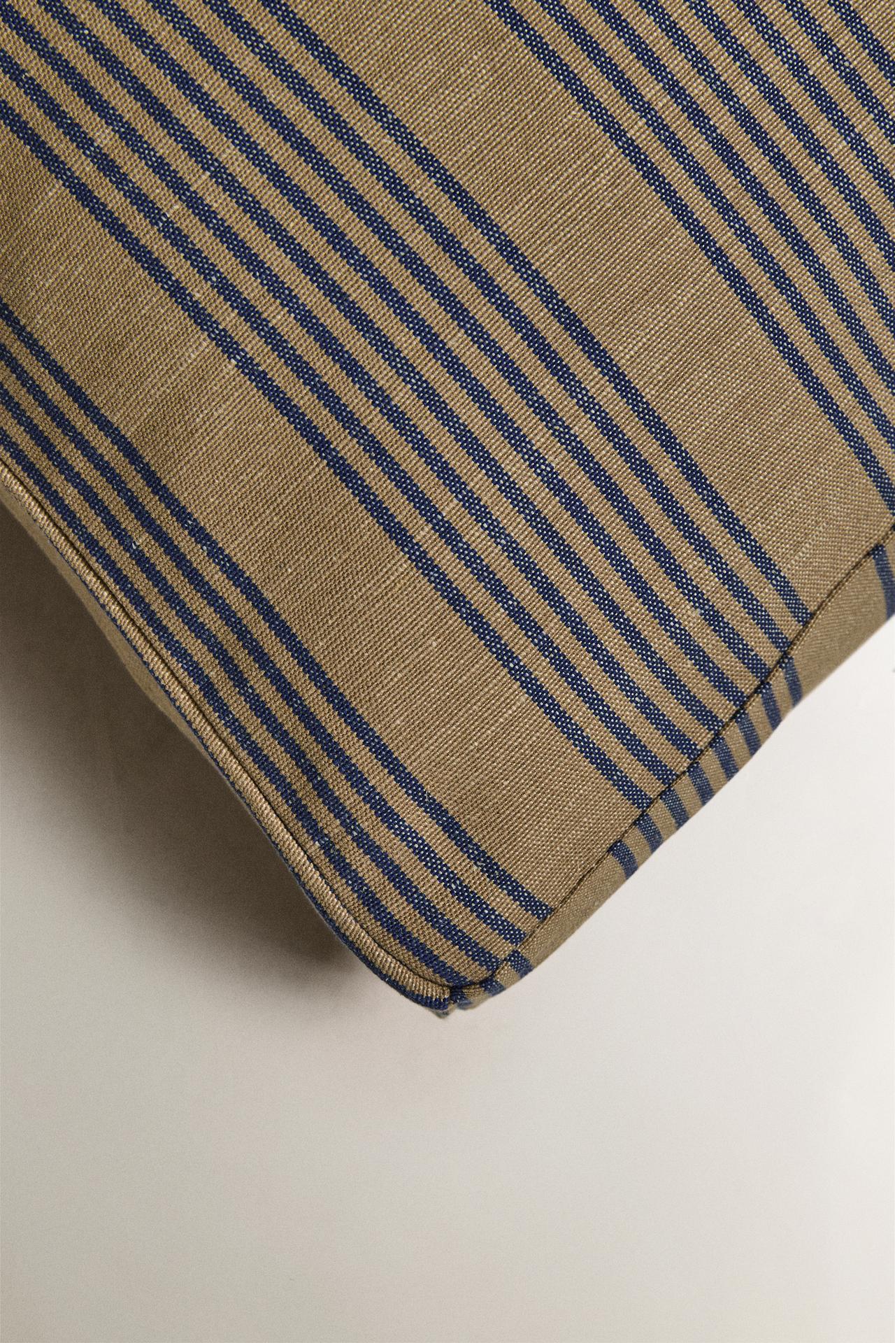 STRIPED SEAT CUSHION — Blue