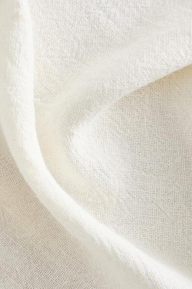 MANTA DE LINHO COM LISTRAS - Branco-marfim da Zara