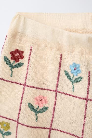 SHORT EN MAILLE À FLEURS - Écru moyen de Zara - Image 2