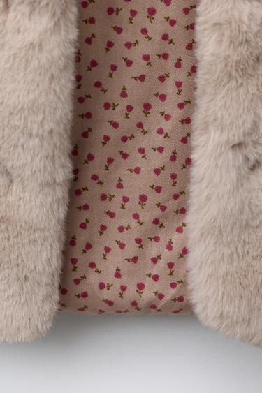 GILET EN FAUSSE FOURRURE - Sable de Zara - Image 5