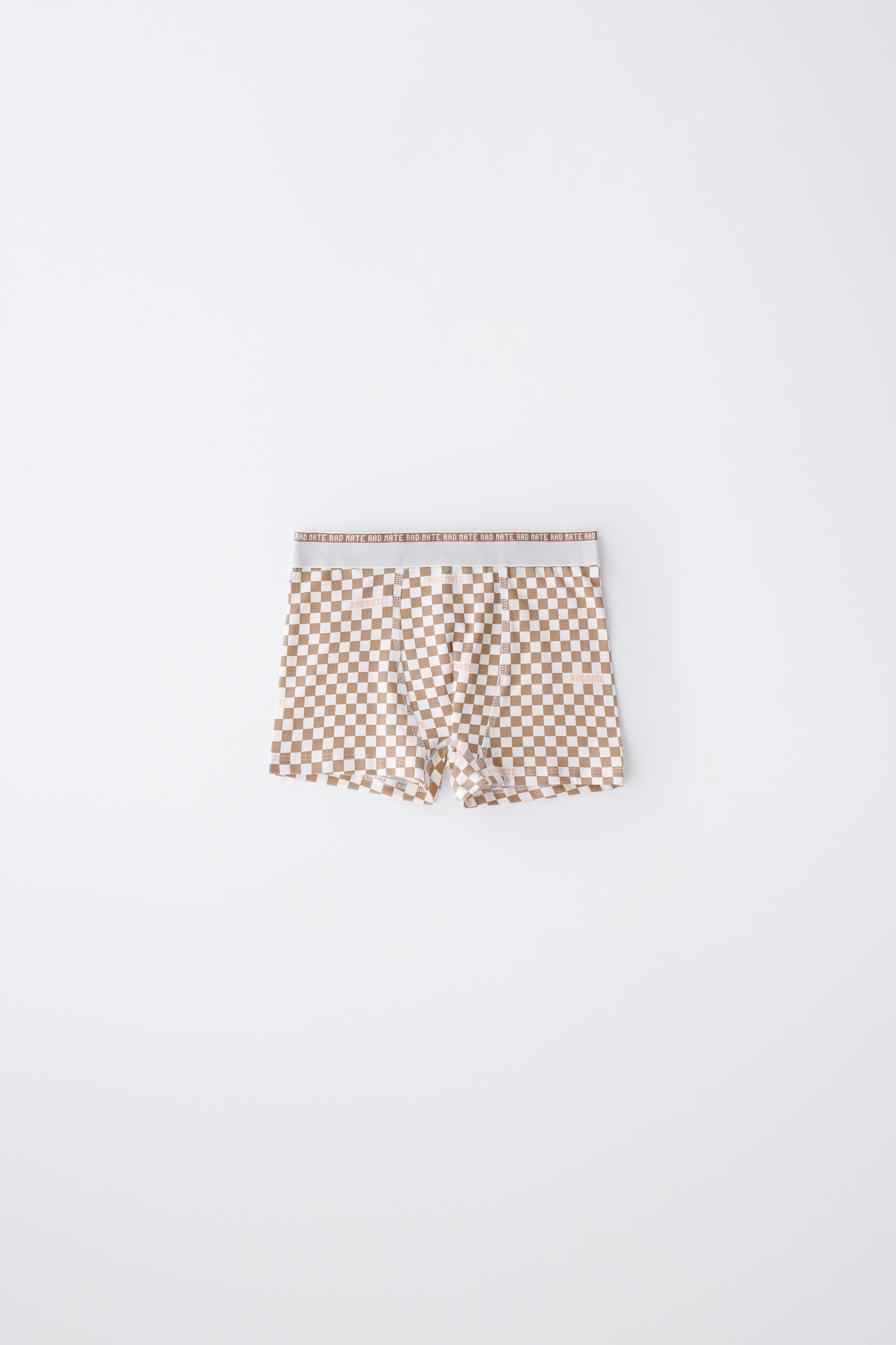 AGES 6-14 / FIVE-PACK OF CHECKERED BOXERS