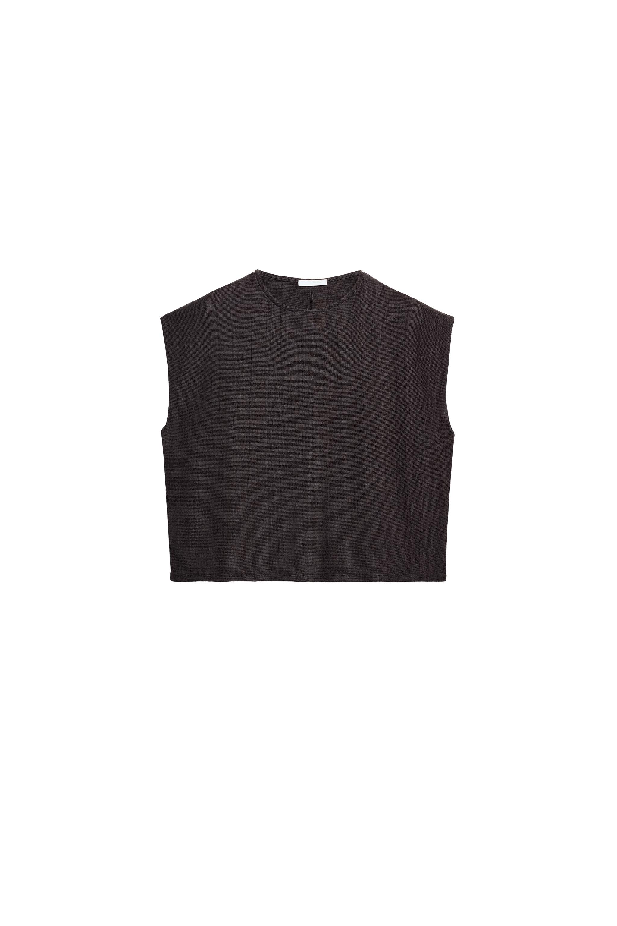 RUSTIC SLEEVELESS TOP
