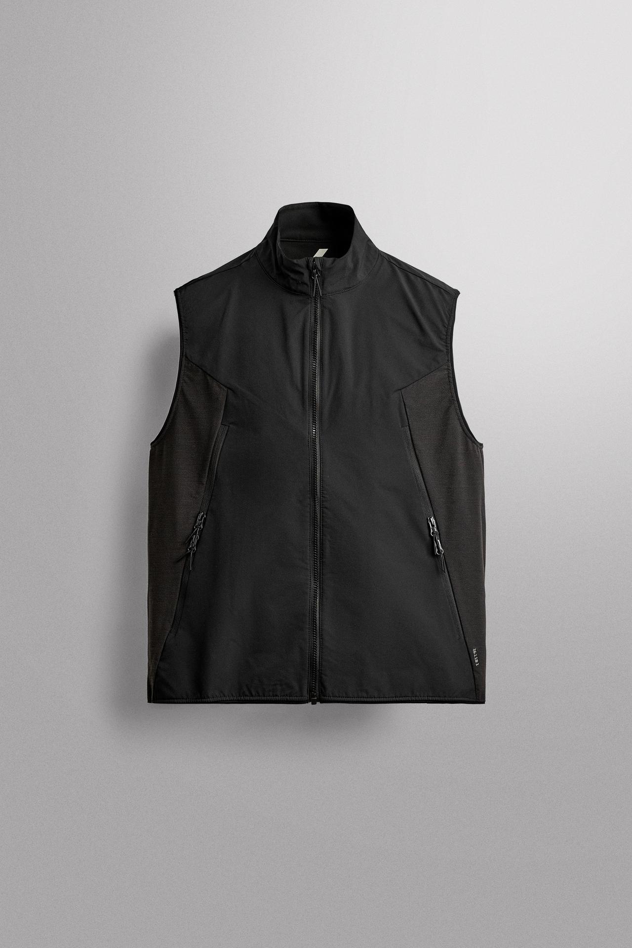 COMBINED TECHNICAL VEST — Black / White