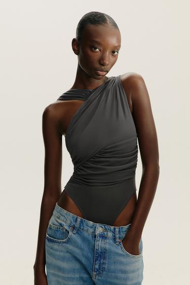{navn} - {farge} for Zara