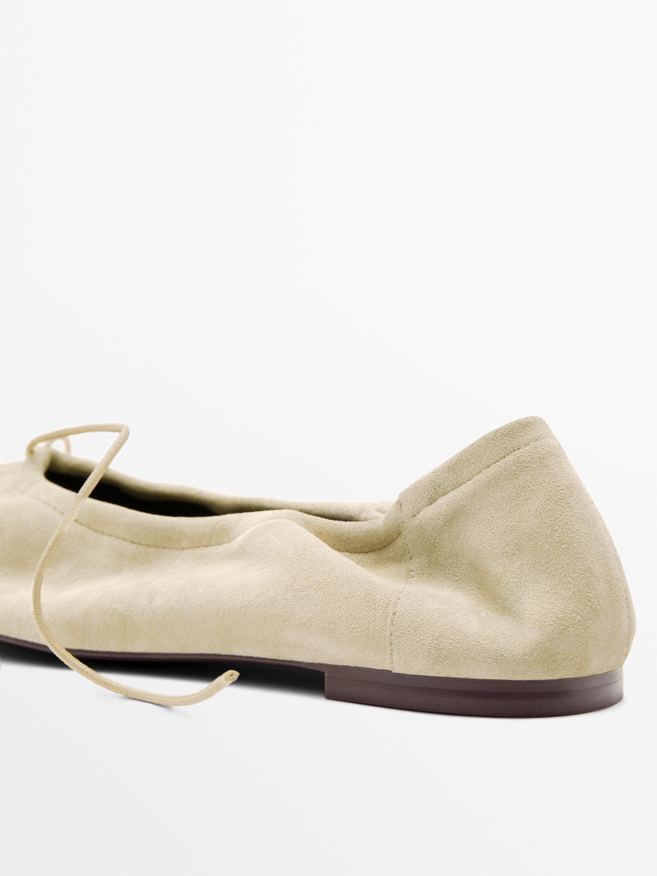 Ballerines froncées avec nœud