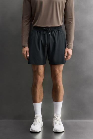 Zara BASIC TRAINING SHORTS - Black