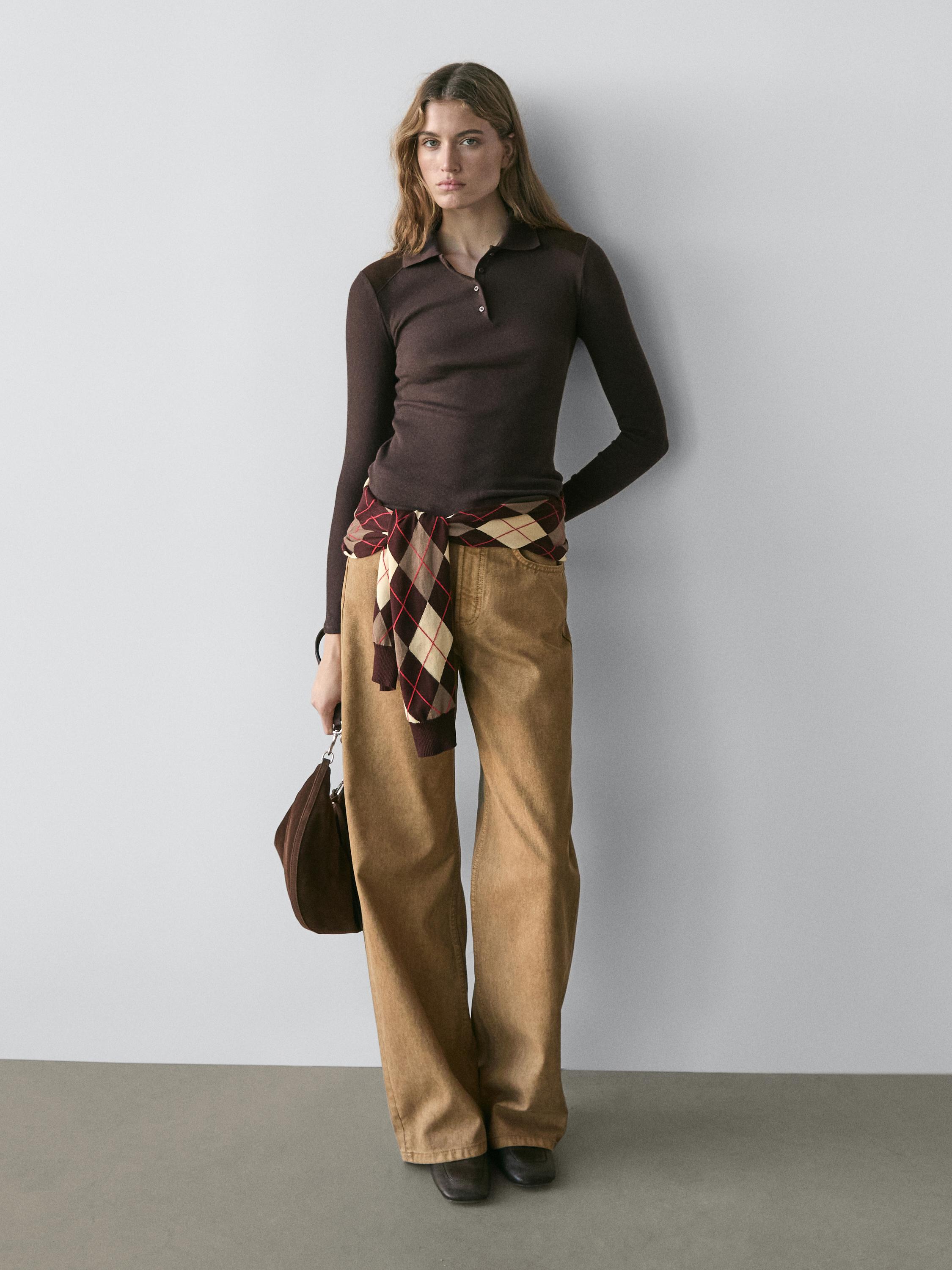 Polo T-shirt with shoulder pads