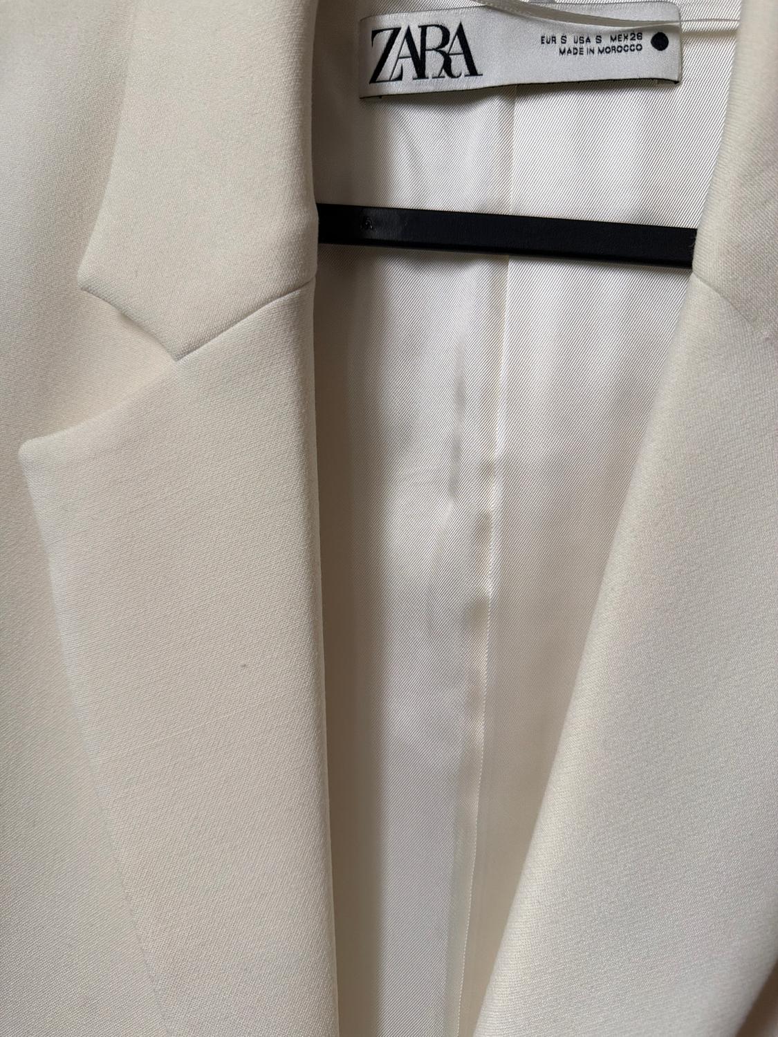 WAISTCOAT WITH VENTS - Image 3