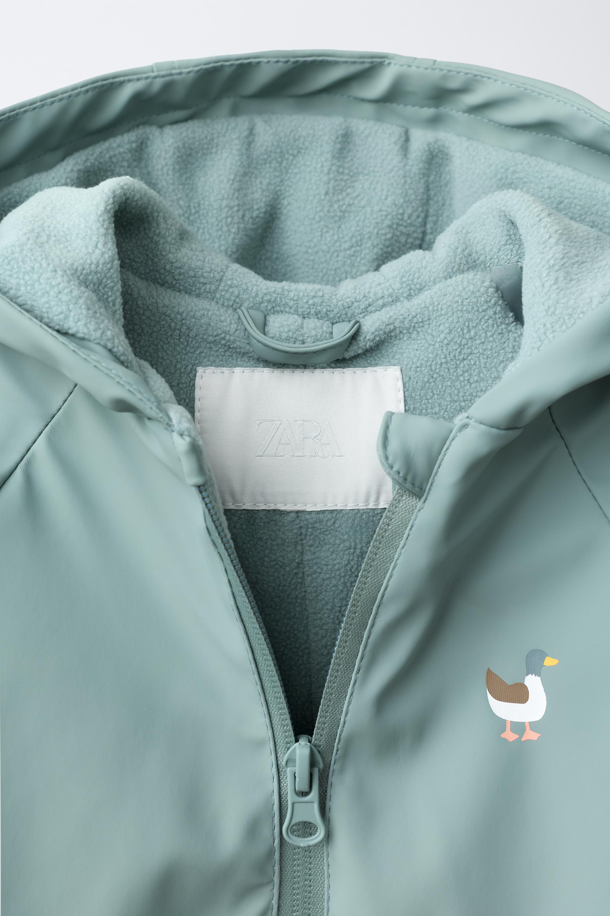 Детские комбинезоны Zara WATER-RESISTANT RUBBERIZED DUCK JUMPSUIT — фото 4