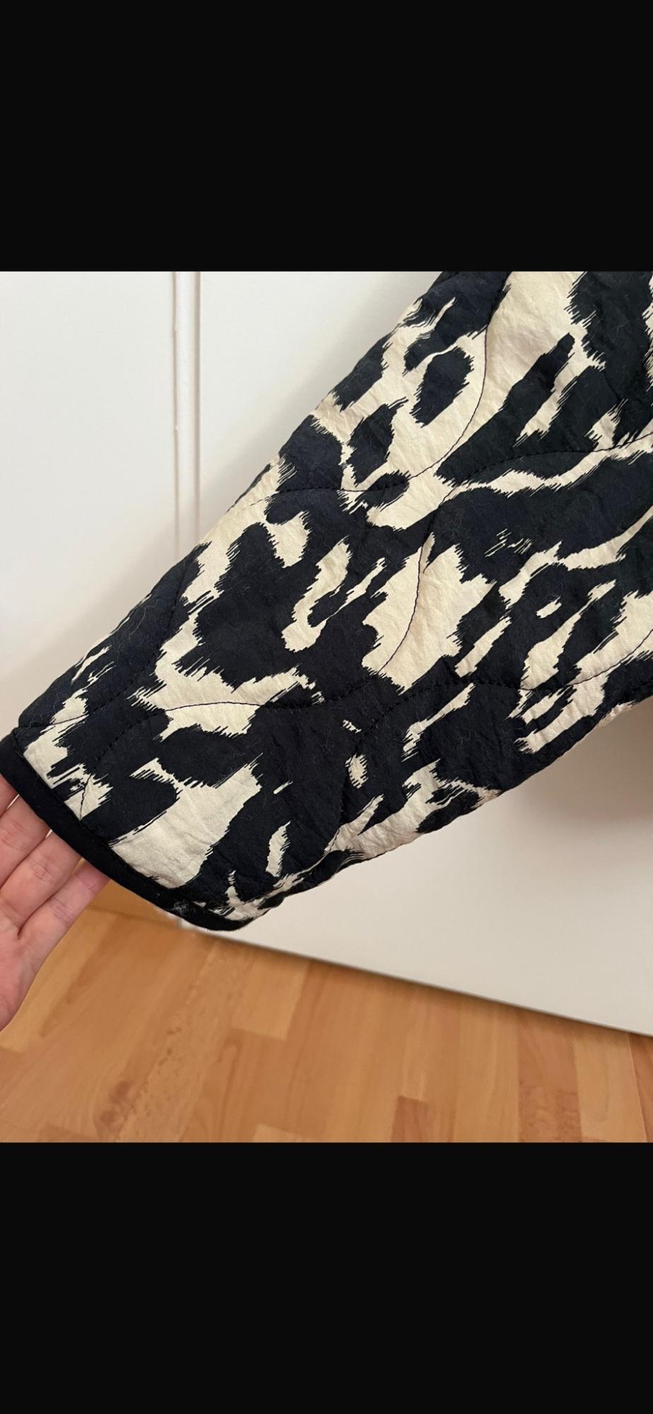 ΚΑΠΙΤΟΝΕ ΜΠΟΥΦΑΝ ANIMAL PRINT - Image 5