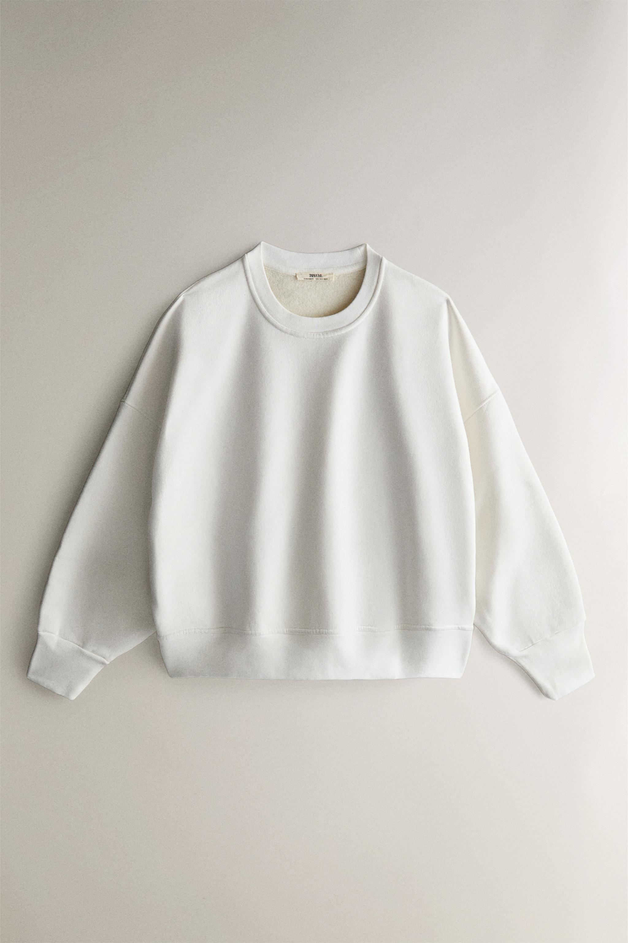 PLUSH SWEATSHIRT
