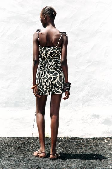 BERMUDA IMPRIMÉ TAILLE HAUTE AVEC LIN - Noir / Écru de Zara - Image 4