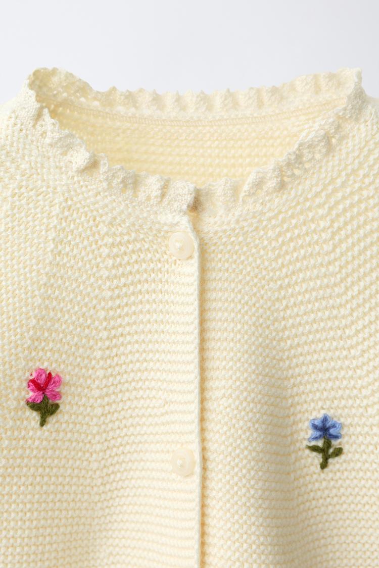 CÁRDIGAN DE PUNTO CON BORDADO FLORAL 3