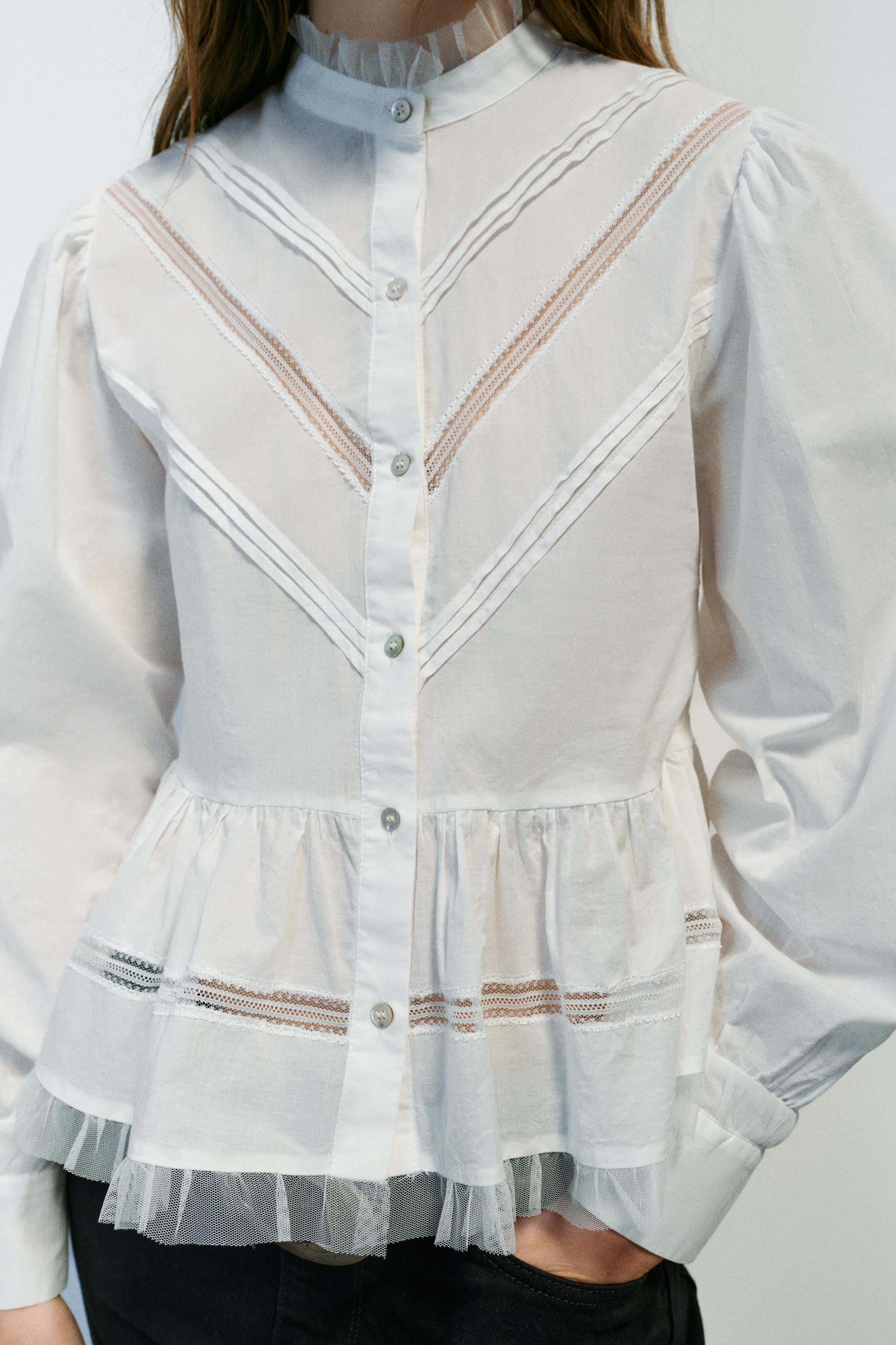 ROMANTIC TULLE COMBINED BLOUSE