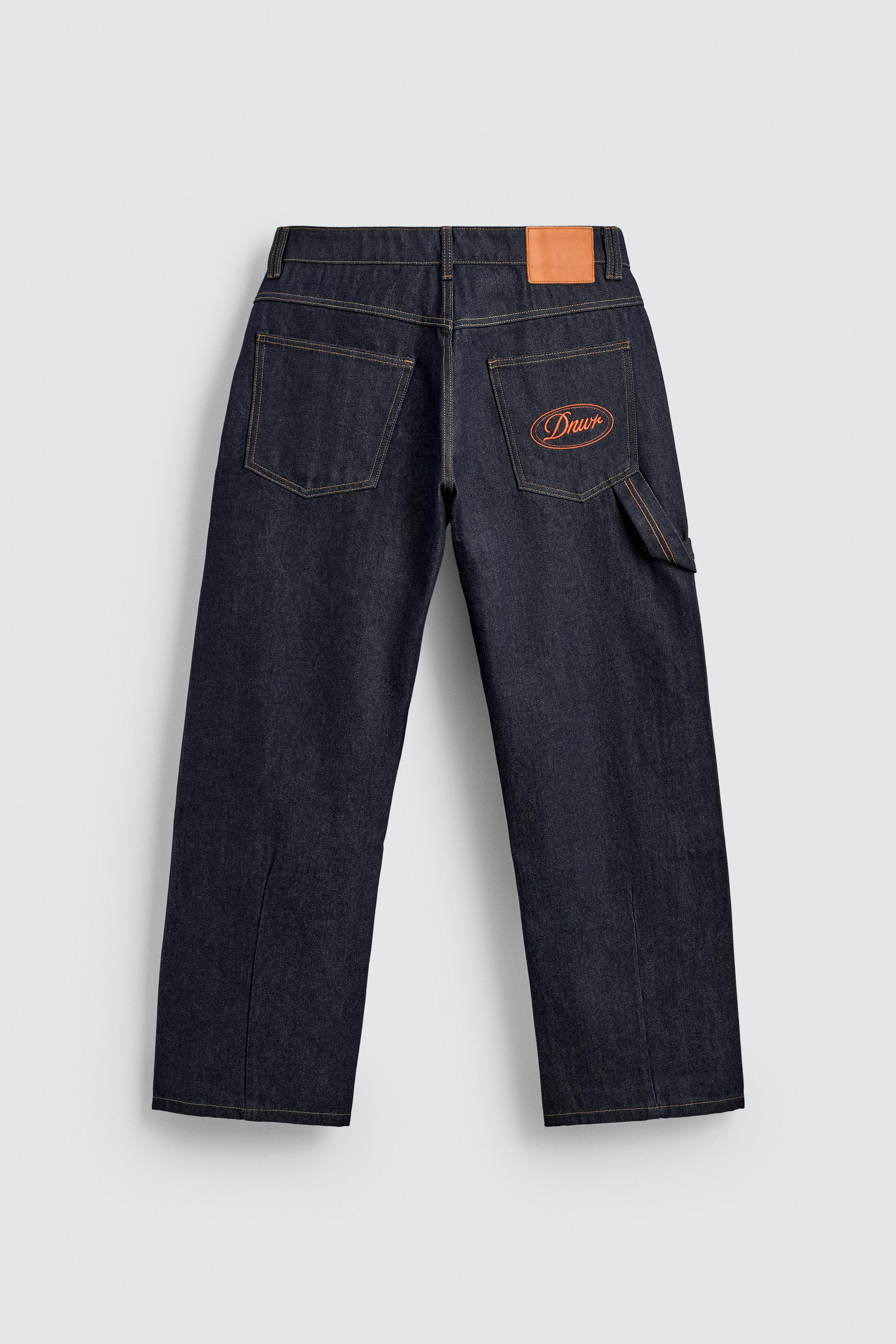 EMBROIDERED LOOSE FIT JEANS