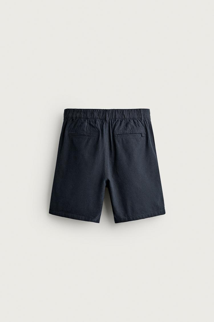 Pantalones cortos Bermuda de corte regular texturizados 8