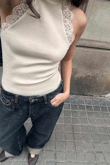 TOP CÔTELÉ DENTELLE - Écru de Zara - Image 4