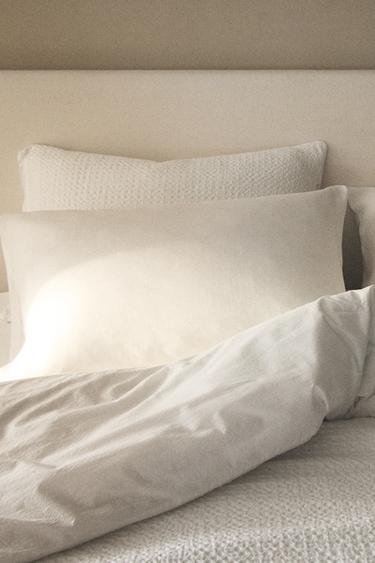 WAFFLE-KNIT DUVET COVER - White by Zara