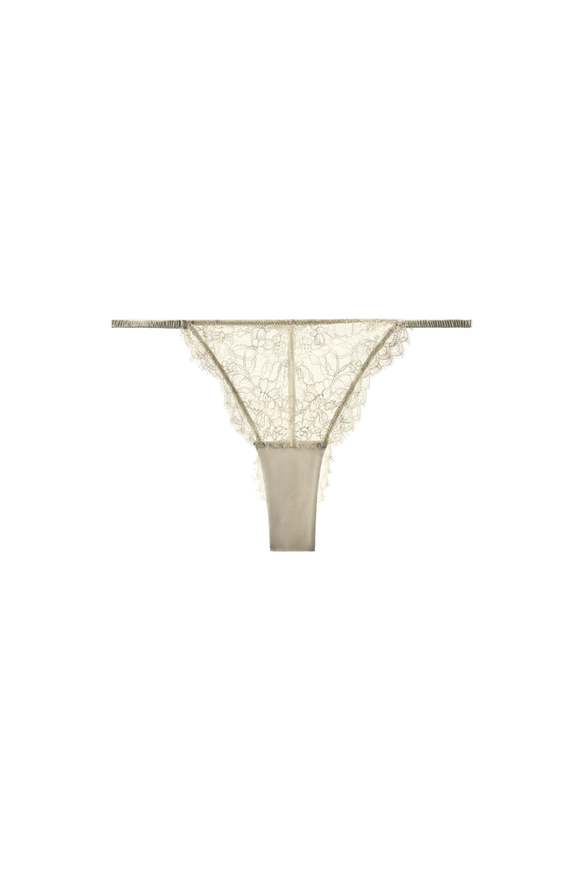 CULOTTE EN DENTELLE