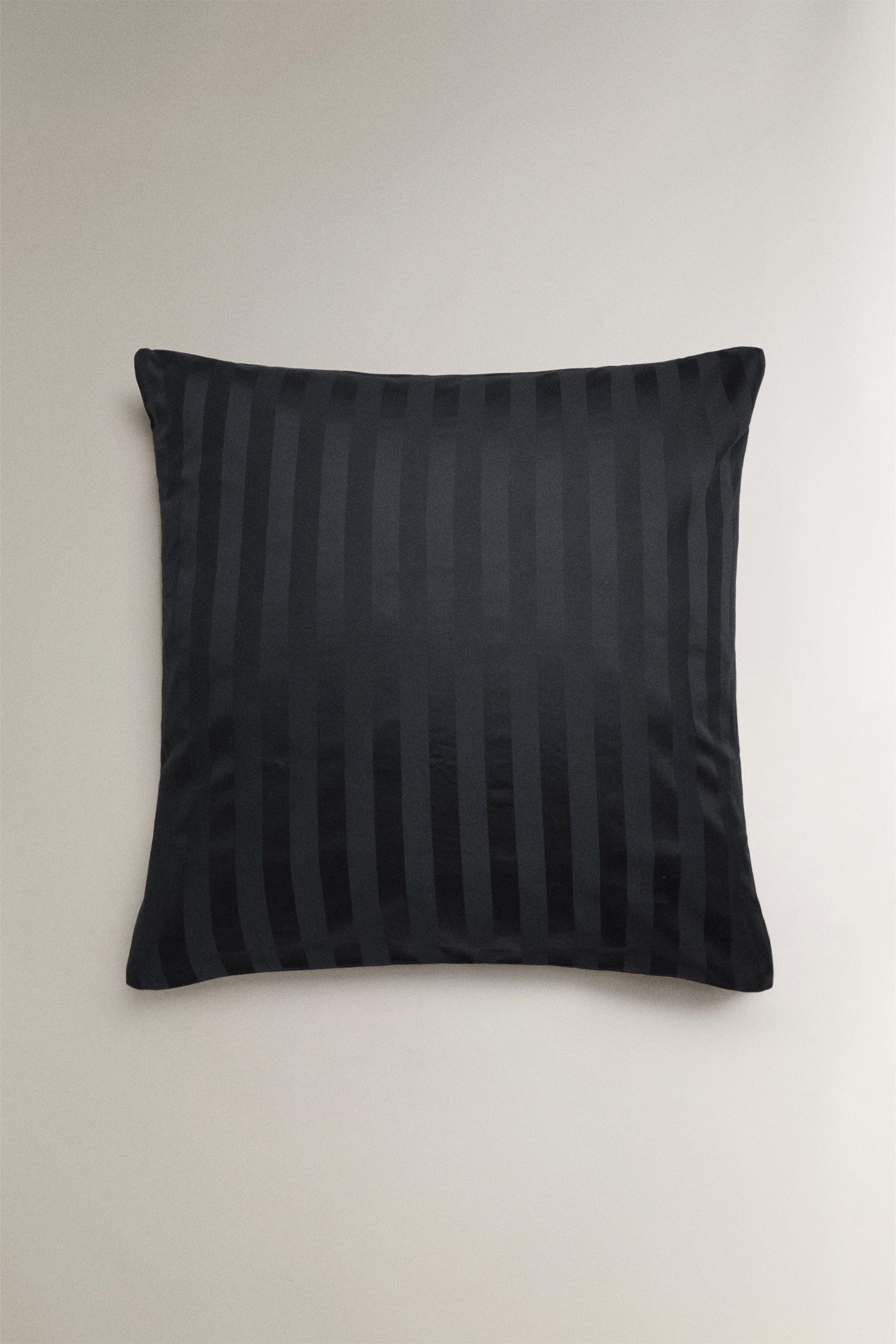 STRIPED SATEEN PILLOWCASE (500 THREAD COUNT) — MIDNIGHT BLUE