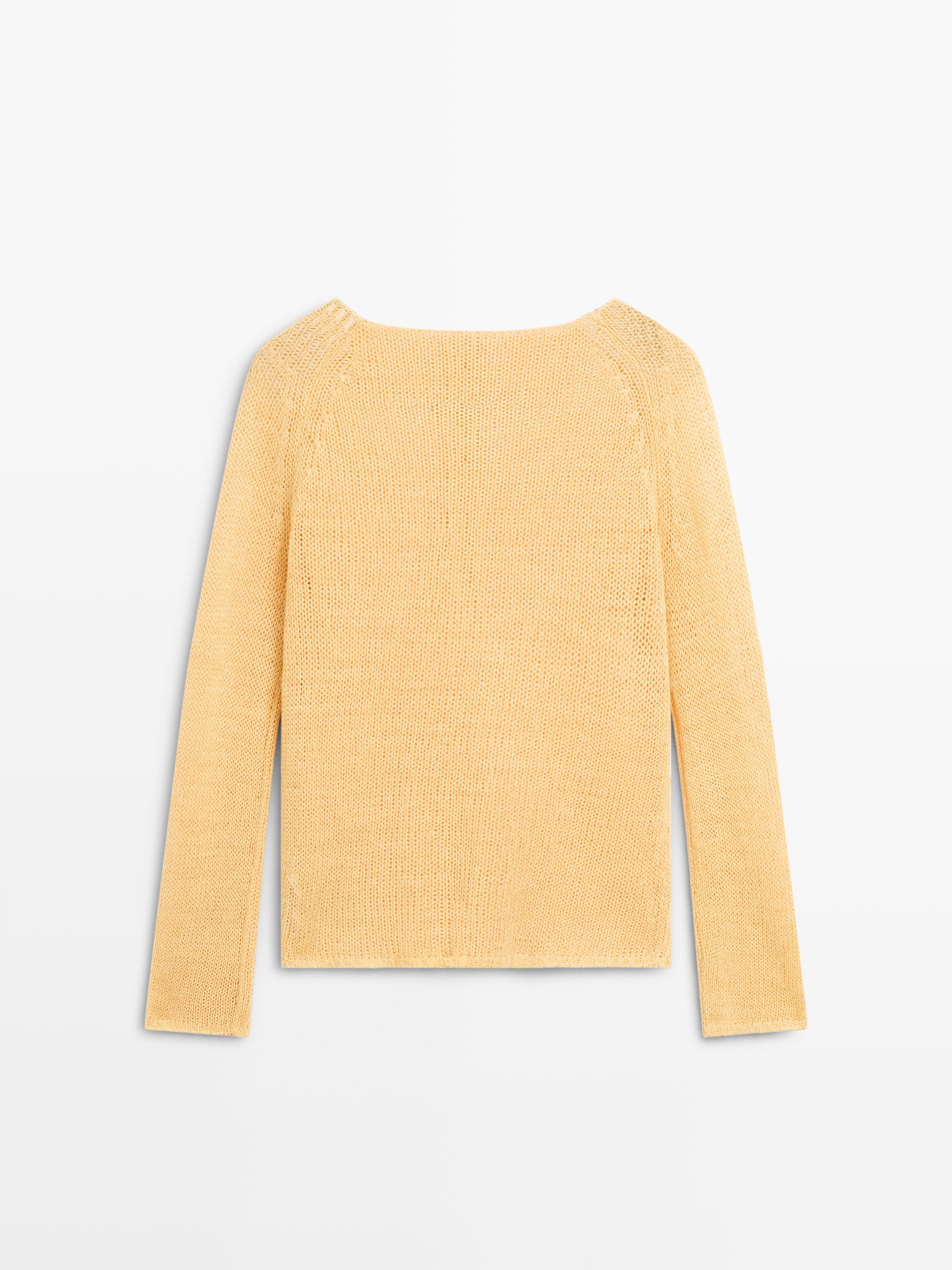 100% linen knit sweater with collar detail