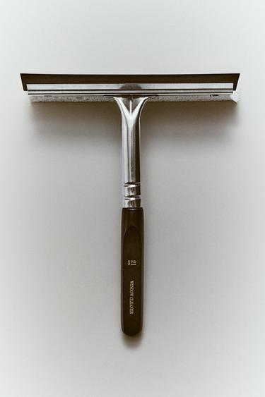 WOODEN GLASS CLEANER - Black by Zara