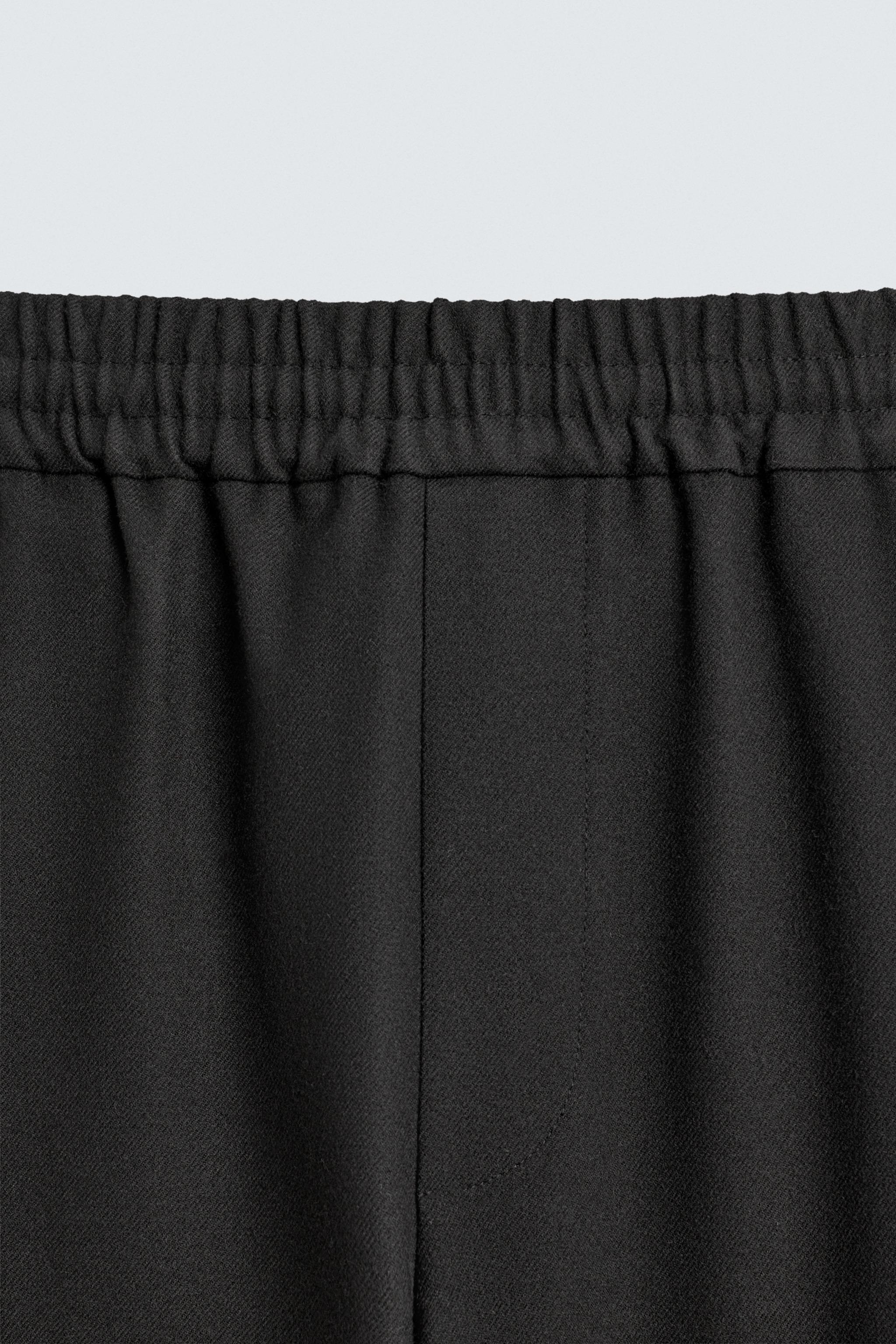 RELAXED FIT TEXTURED PANTS