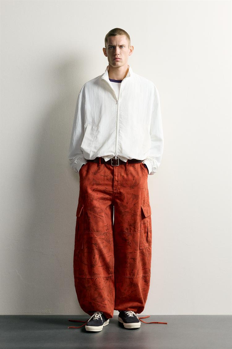 ABSTRACT PRINT CARGO BALLOON FIT TROUSERS