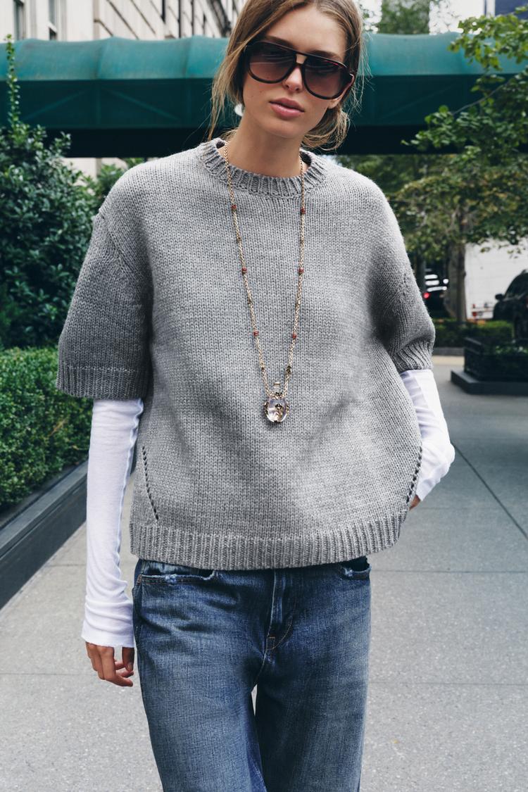 OVERSIZED SHORT SLEEVE KNIT SWEATER