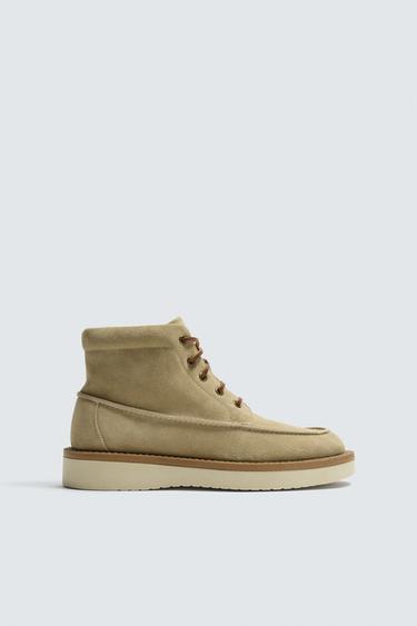 BOTA CORDONES PIEL - Beige de Zara