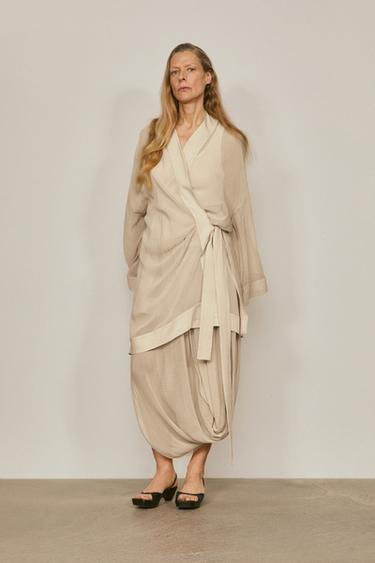 Zara Flowing textured kimono - LIMITED EDITION - Ecru - Image 0