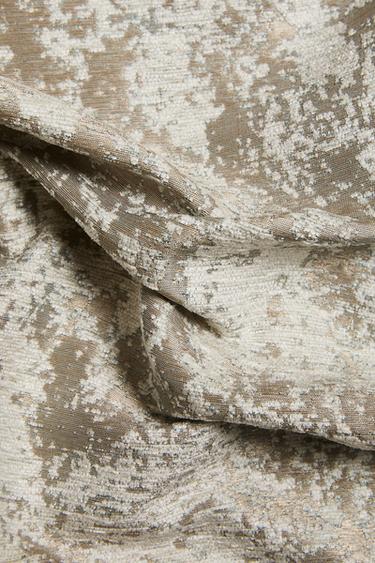 FLORAL JACQUARD THROW - Silver by Zara - Image 3