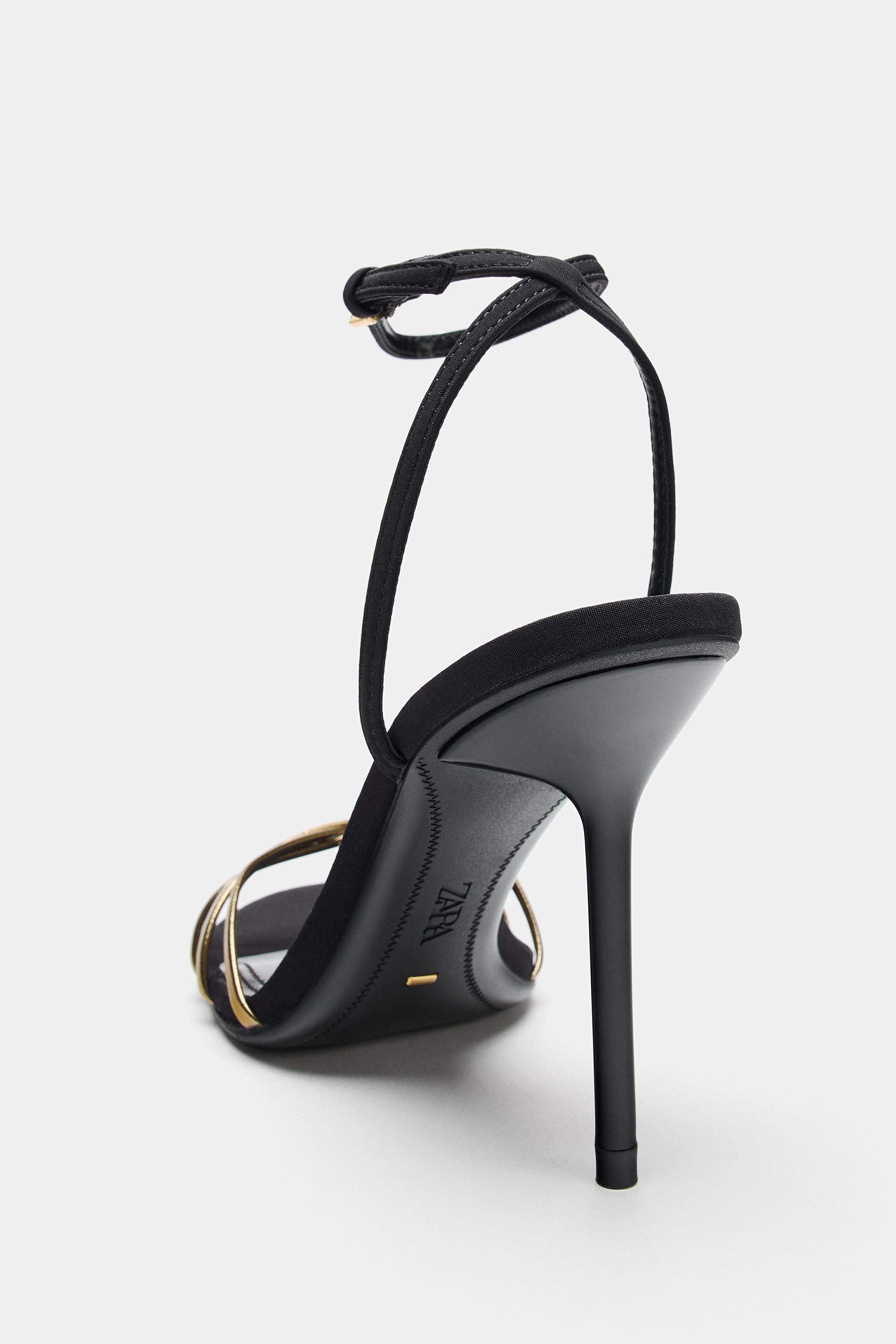 SANDALES À TALONS ET BRIDES MÉTALLISÉES