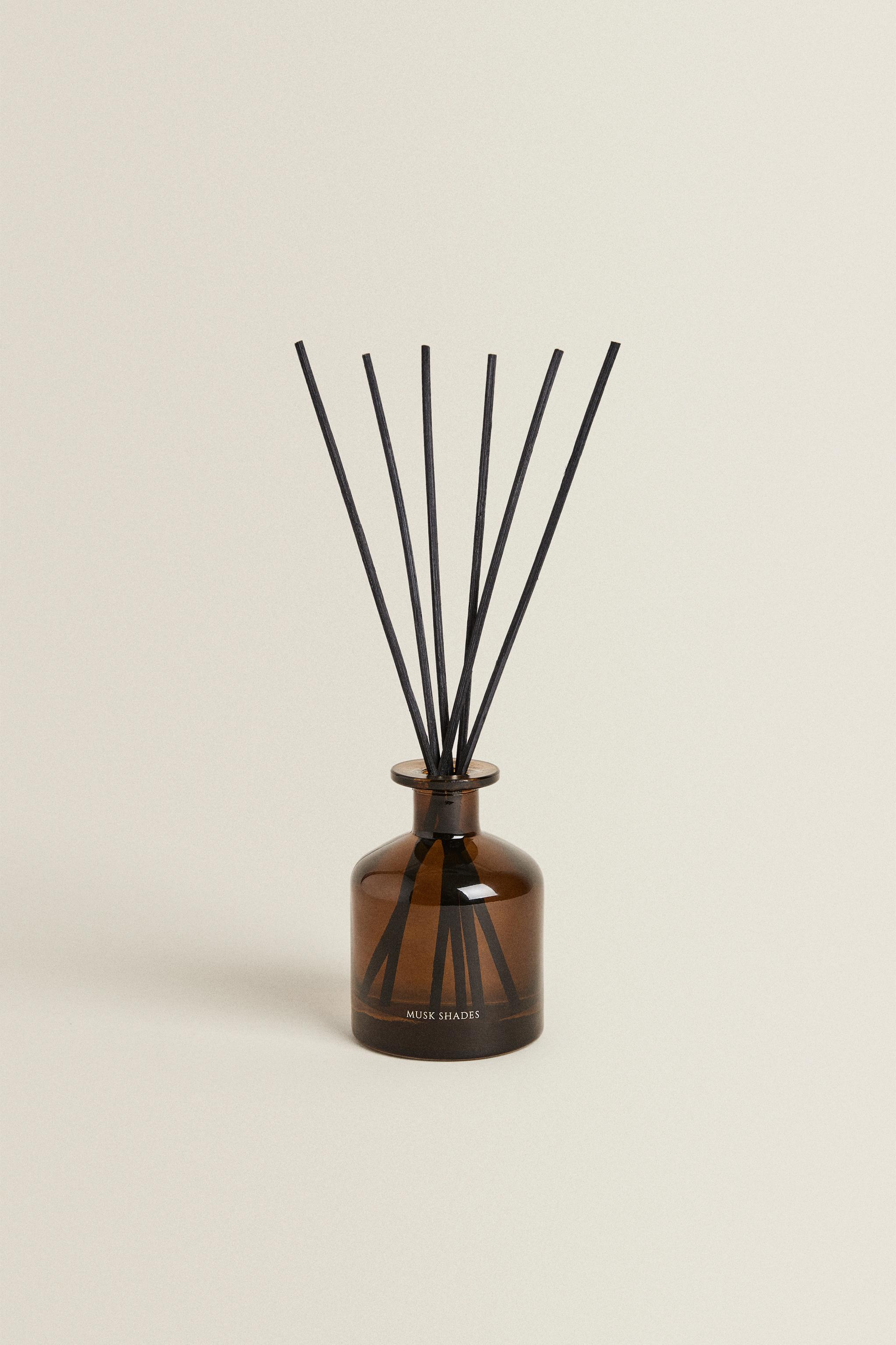 (250 ML) MUSK SHADES REED DIFFUSERS — Light yellow