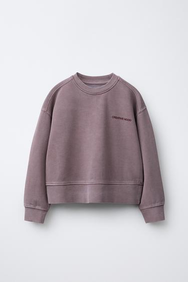 SUDADERA TEXTO EFECTO LAVADO - Ciruela de Zara - Imagen 0