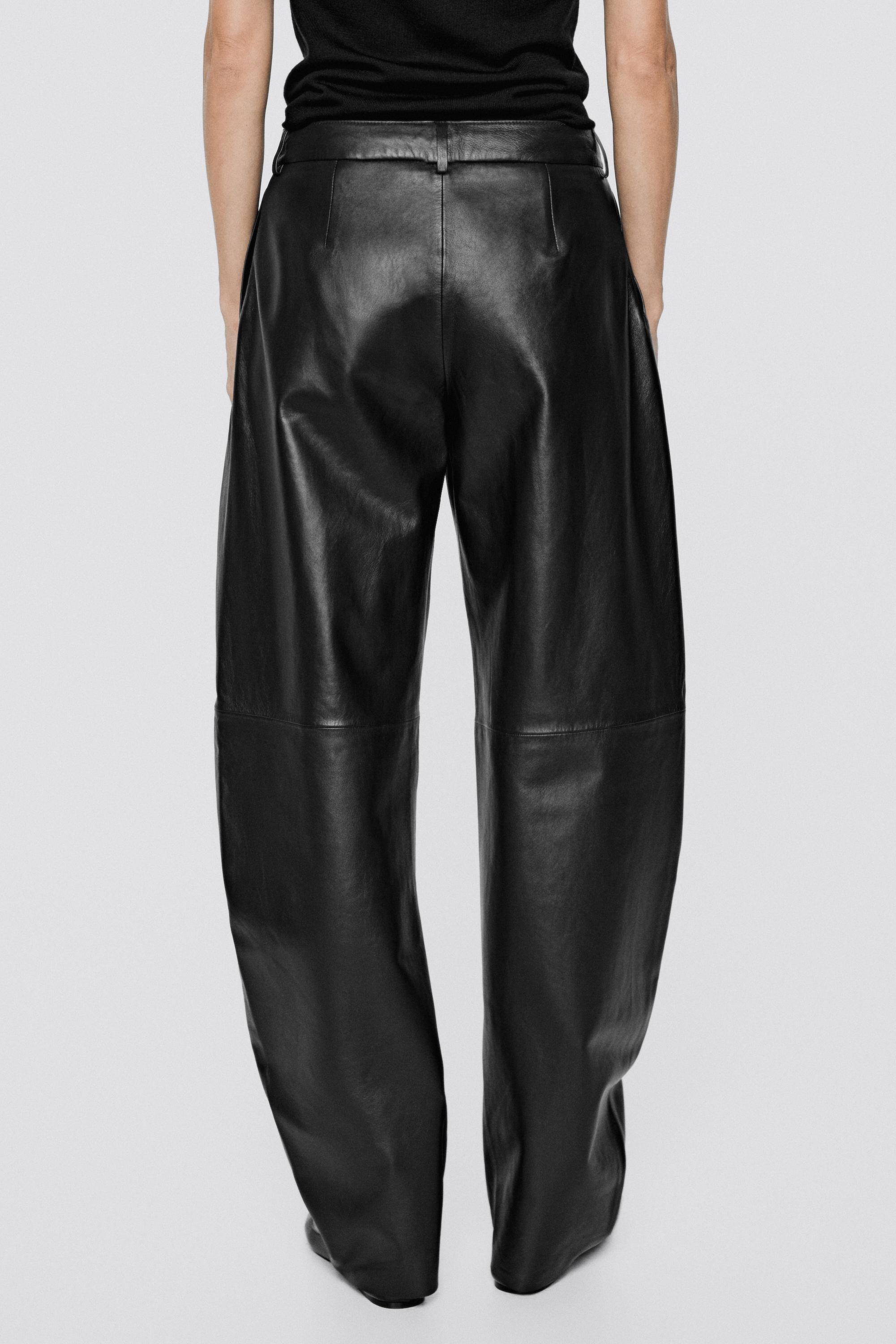 Pantalon barrel fit en cuir nappa - LIMITED EDITION