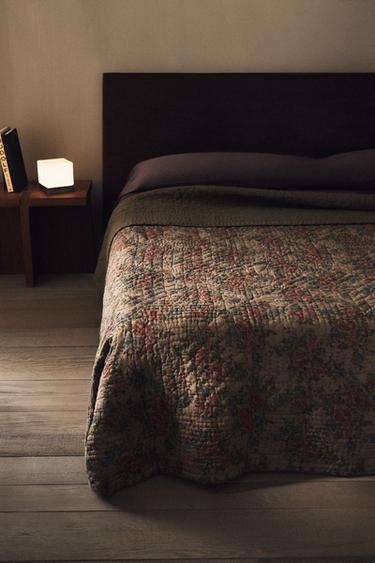 REVERSIBLE FLORAL QUILT - Greenish by Zara