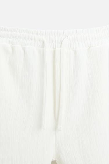 BERMUDA JOGGING STRUCTURÉ - Blanc cassé de Zara - Image 5