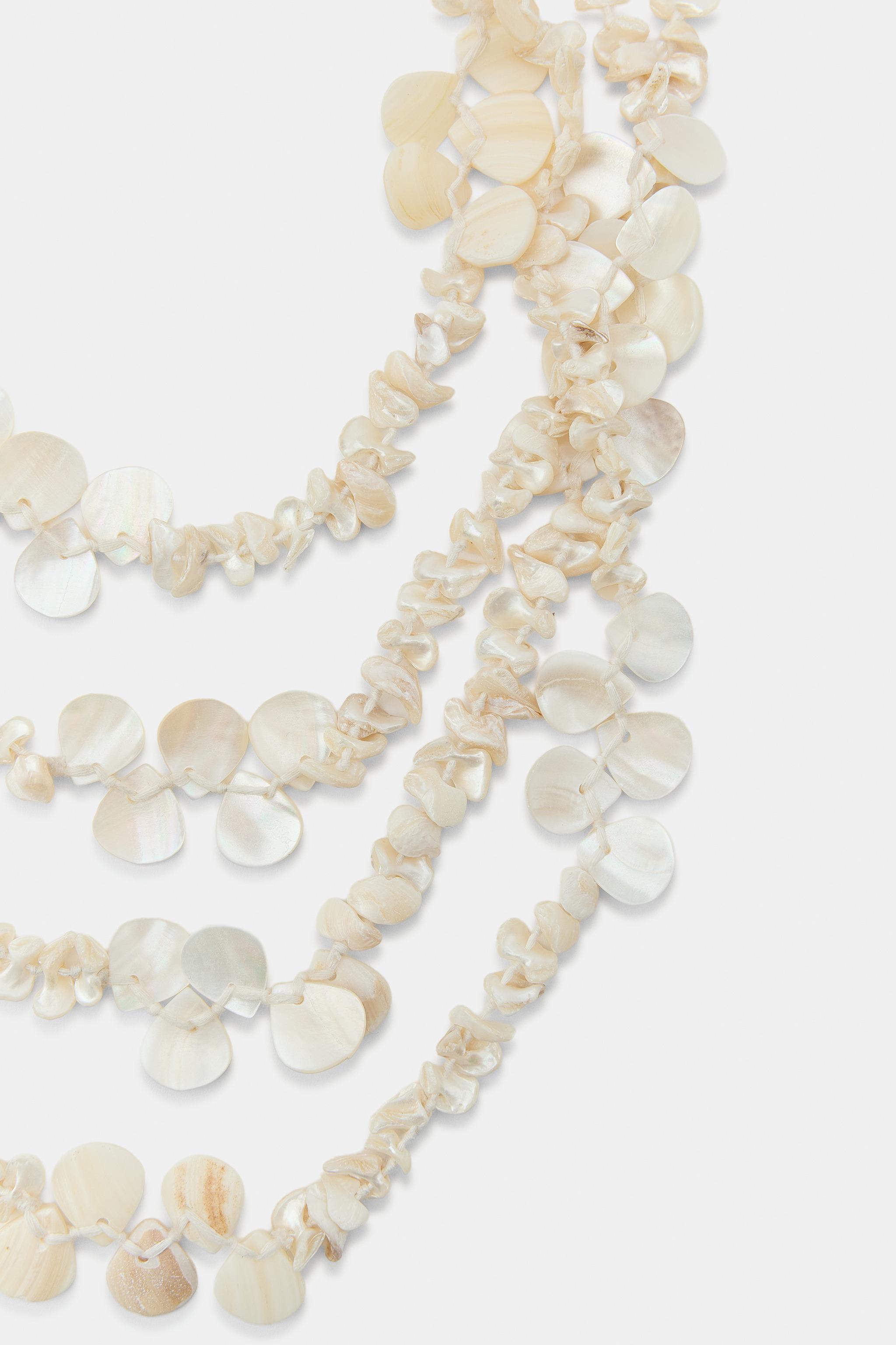 MOTHER-OF-PEARL EFFECT NECKLACE