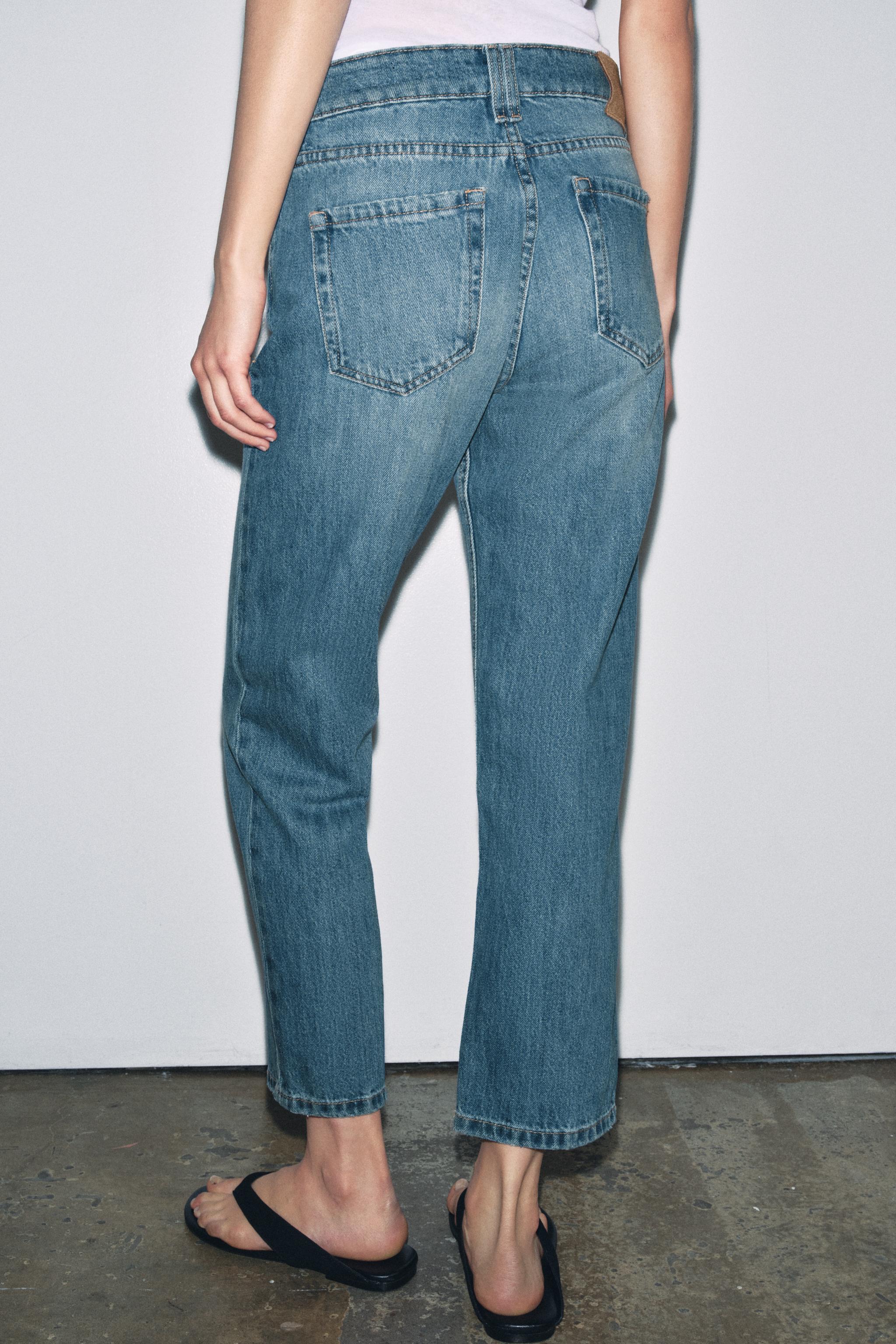 cigarette jeans zara ZW COLLECTION MID-RISE CIGARETTE JEANS - White