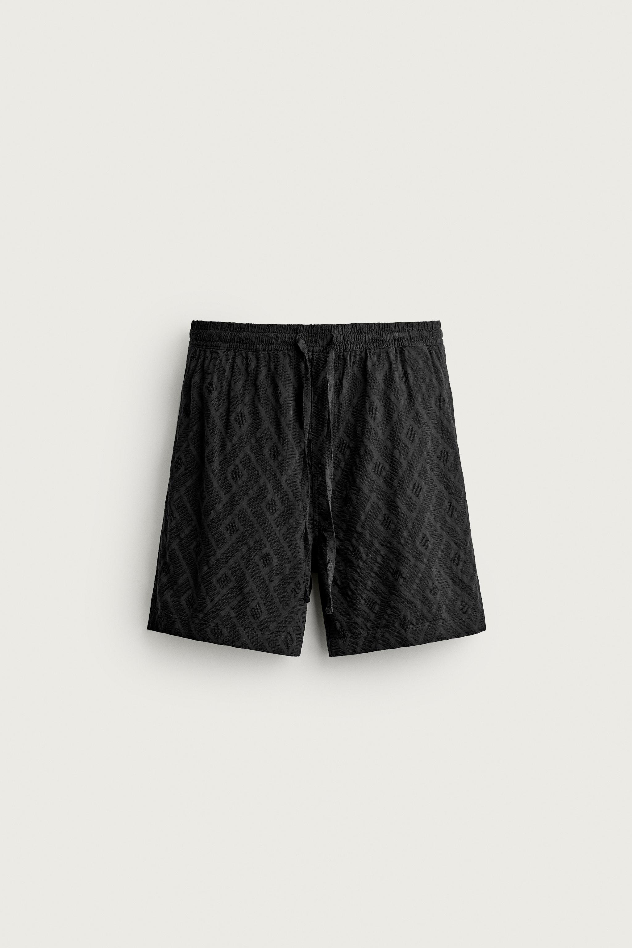 GEOMETRIC JACQUARD SHORTS — Black
